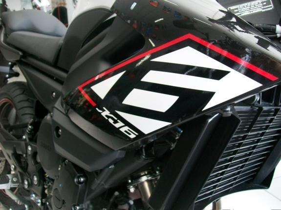 Nova Yamaha XJ6 N SP 2015