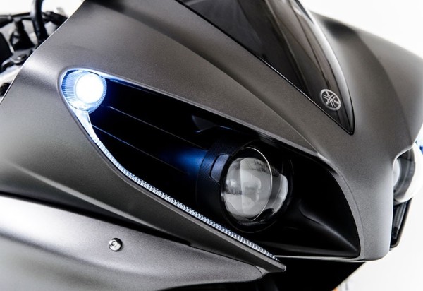 Nova Yamaha YZF R1 2014 Brasil