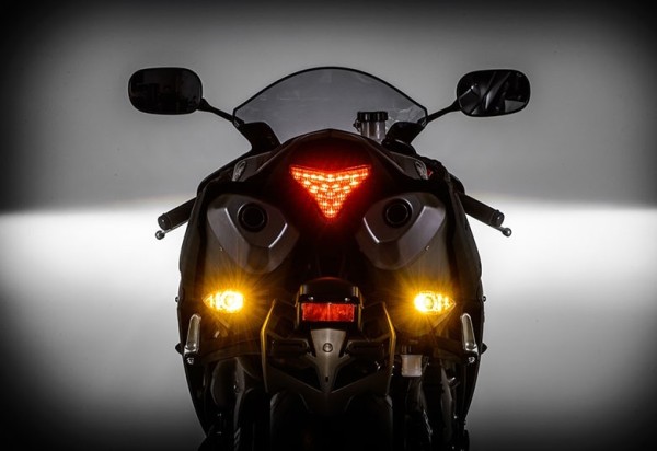 Nova Yamaha YZF R1 2014 Brasil