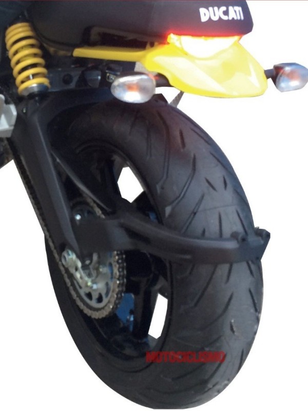 Flagrada fotos da nova Ducati Scrambler 2015