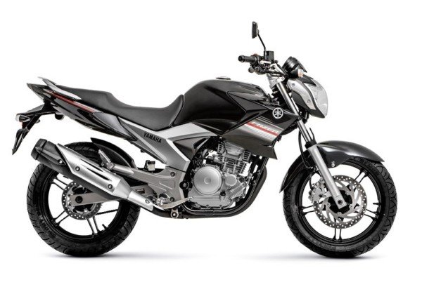 Yamaha Fazer YS 250 BlueFlex linha 2015 vem com grafismo