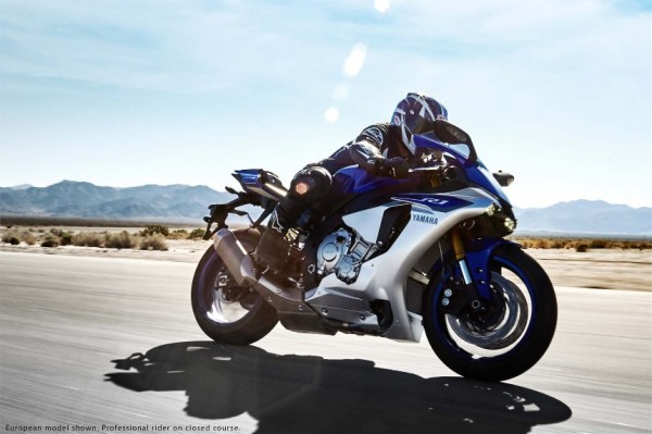 Nova Yamaha YZF R1 2015 lancamento