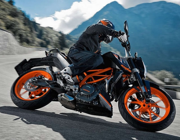 KTM Duke 390 chega ao Brasil