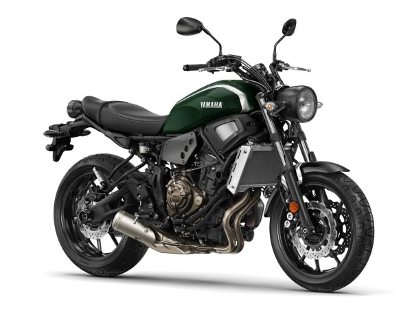 2016-Yamaha-XSR700-EU-Forest-Green-Studio-001