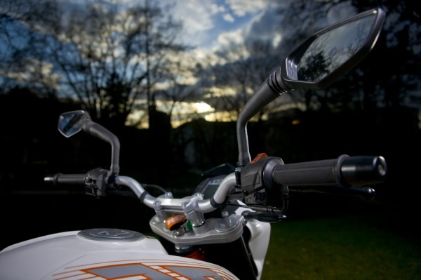 nova-moto-ktm-duke-200-10