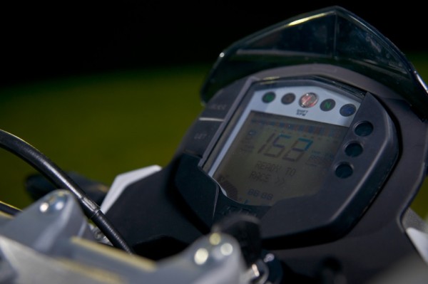 nova-moto-ktm-duke-200-11