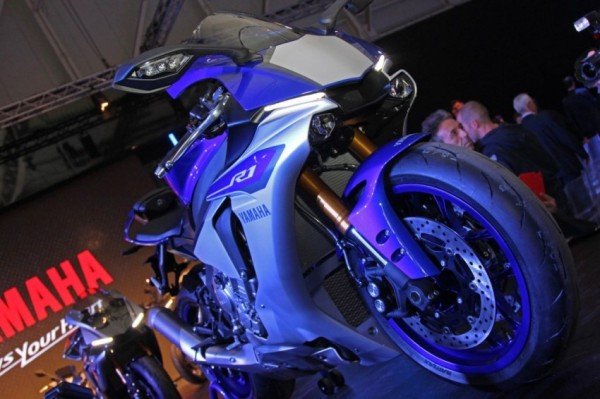 nova Yamaha YZF R1 lancada no Salao Duas Rodas 2015