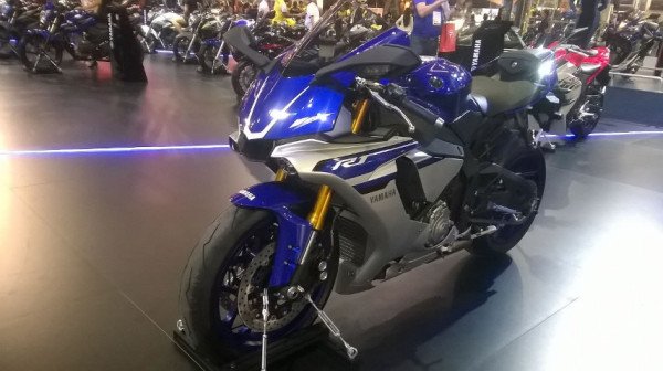 nova Yamaha YZF R1 lancada no Salao Duas Rodas 2015