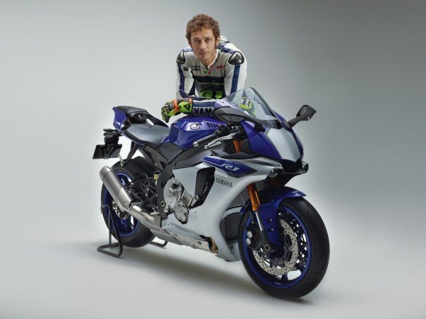 yamaha-yzf-r1-2015-24