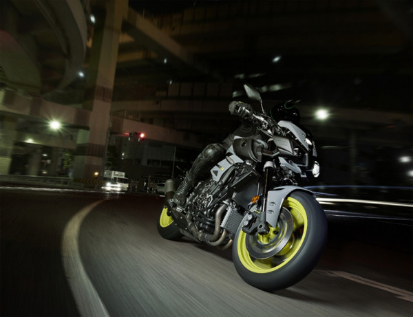 mt-10-nova-moto-yamaha-1