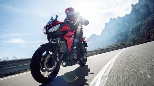 Yamaha Tracer 700 anunciada! 4