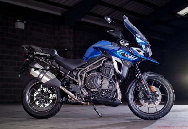 Triumph lança novas Speed Triple R e Tiger Explorer no Brasil 2