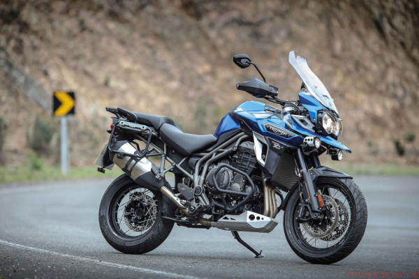 Triumph lança novas Speed Triple R e Tiger Explorer no Brasil 6
