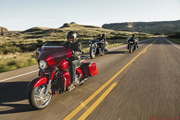 Harley-Davidson Street Glide CVO é SUV de duas rodas 8 lançamentos 2017 lançamentos harley-davidson