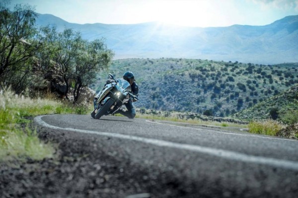 kawasaki-ninja-h2-2018-4