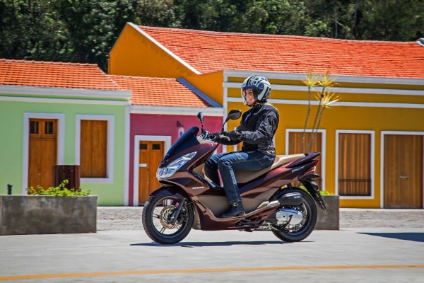 Honda continua no topo das mais vendidas 3