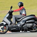 dafra-citycom-300i-maxiscooter-04