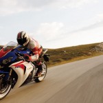 honda-cbr-1000rr-fireblade-2011-02