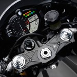 yamaha-r1-2012-05