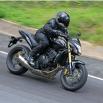 CB-600F-Hornet-4-alta