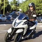 Novo Yamaha Tricity Scooter de 3 rodas