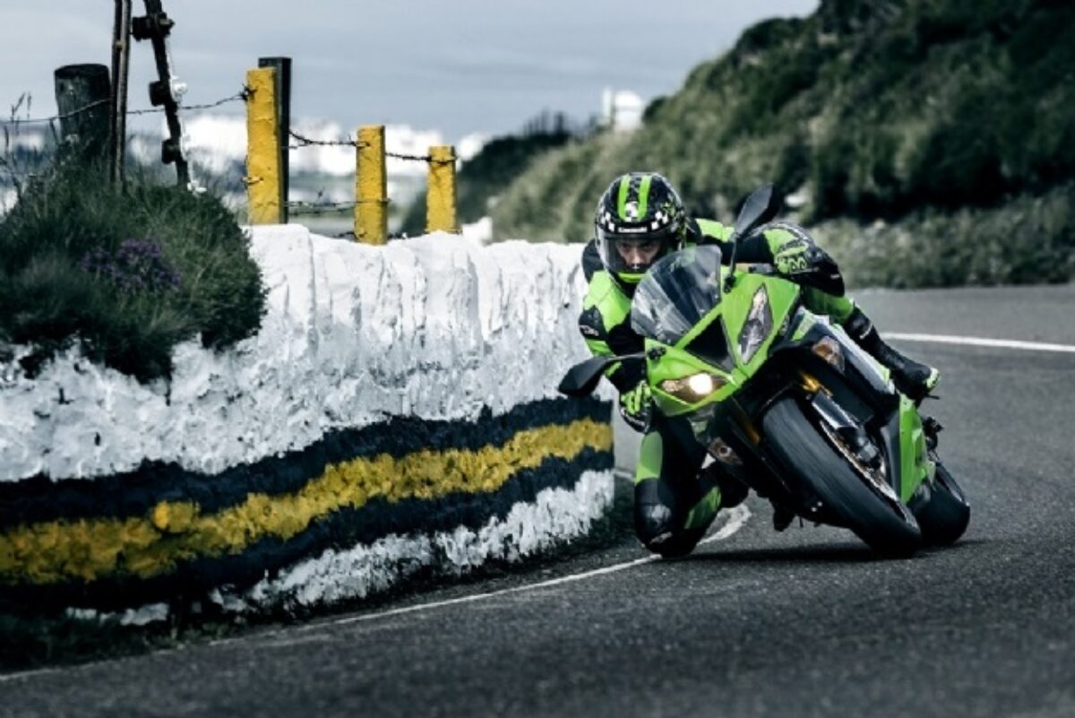 Kawasaki-ZX-6R-636-2014-05-