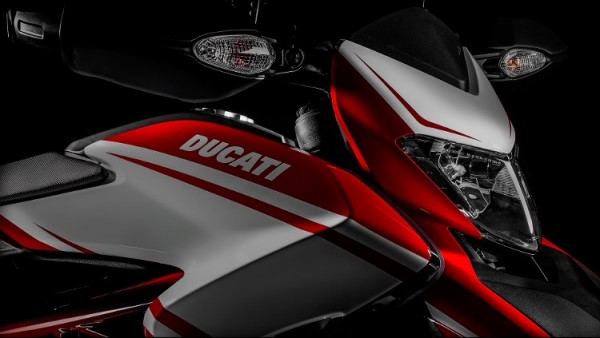 Ducati apresenta nova Hypermotard SP Red 2014