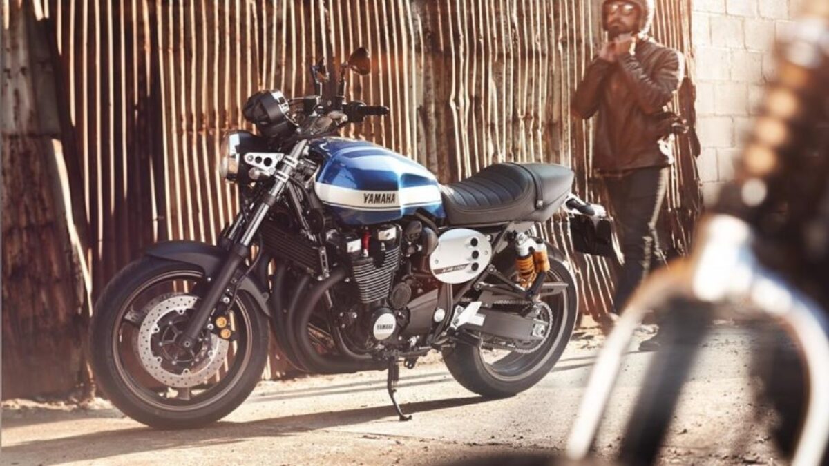 バイク YAMAHA  XJR1300 Lançamento Yamaha XJR1300 2015 é Apresentado | Motorede