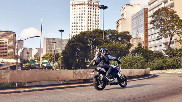 Nova BMW G310 R 2017 no Brasil