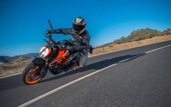 KTM 390 DUKE 2017 (NO BRASIL EM 2018) (9)