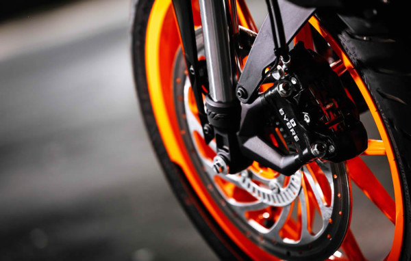 ktm-390-duke-06