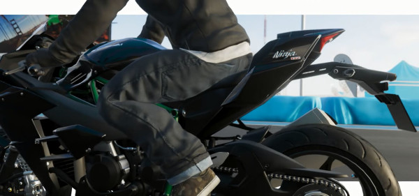 Comparativo CBR1000RR vs Ninja H2