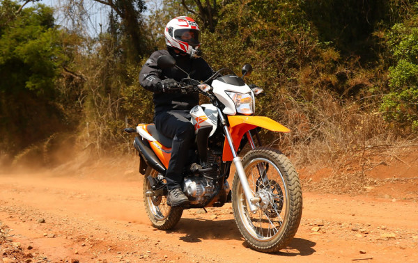 Honda Bros 160 2018 Avaliação - Teste freios CBS Terra