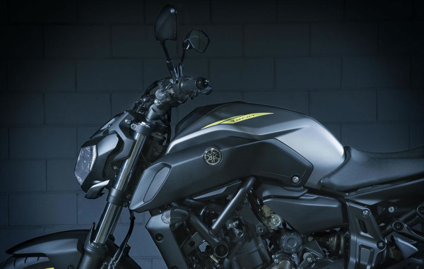 MT-07 2019 lateral