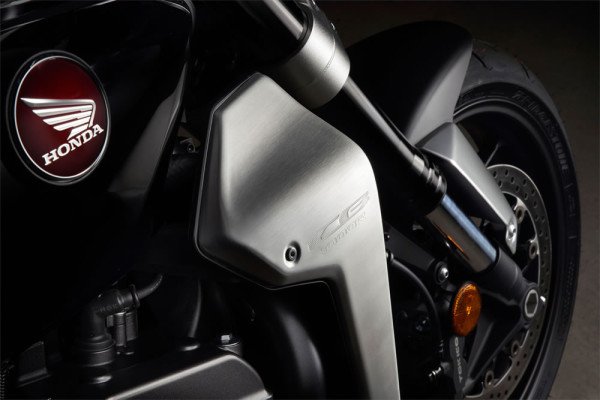 Honda-CB1000R-2019-Brasil-09-suspensao Honda-CB1000R-2019-Brasil-09-suspensao