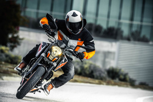 KTM-200-Duke-ABS-2019-04