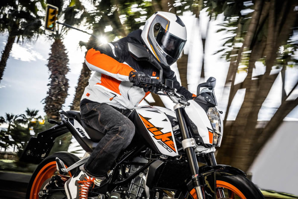 KTM-200-Duke-ABS-2019-05