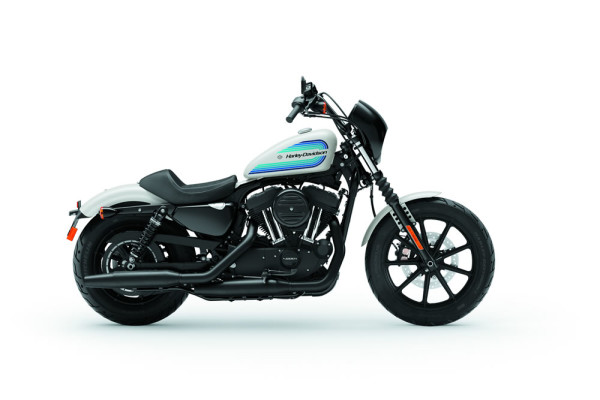 02-Sportster-iron-1200