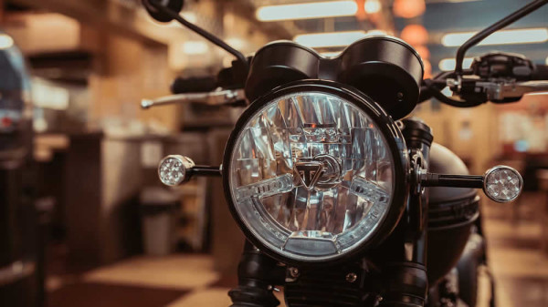 Triumph-T120-Ace-06 Triumph-T120-Ace-06