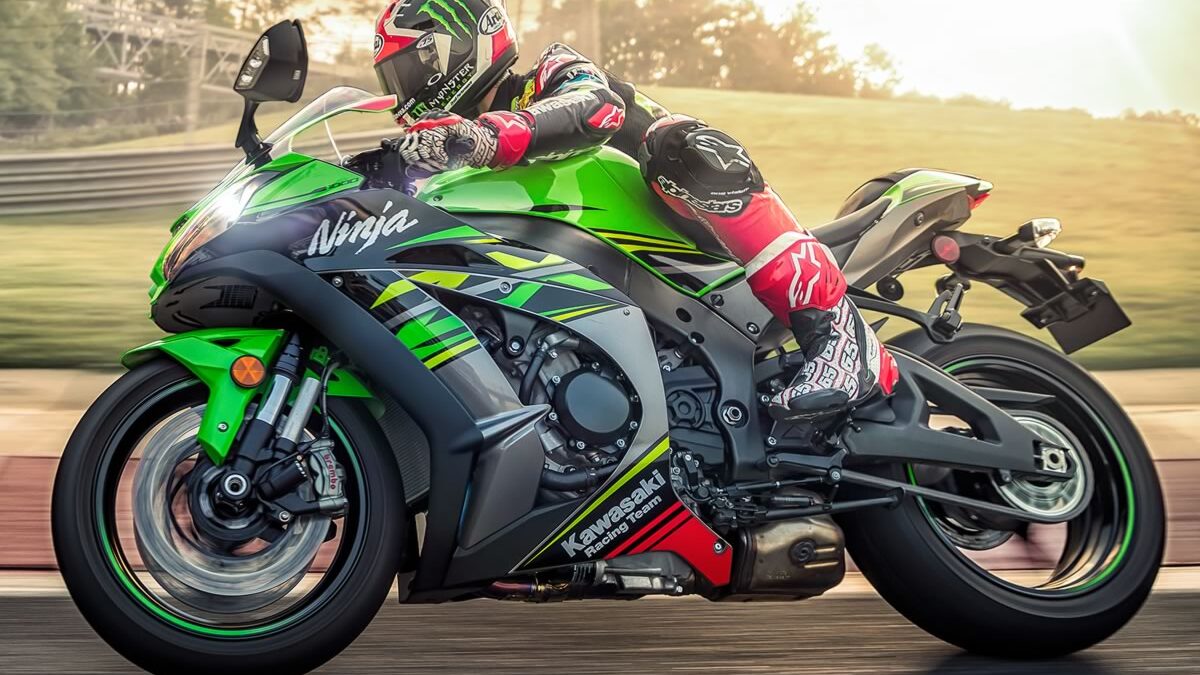Ninja-ZX10R-2020-00-1200x675.jpg