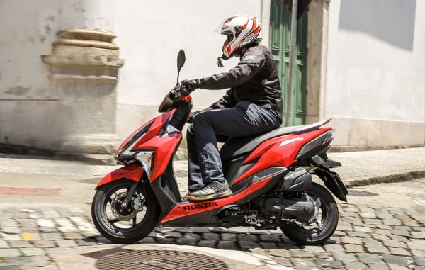 Honda-Elite-125-Avaliacao-02