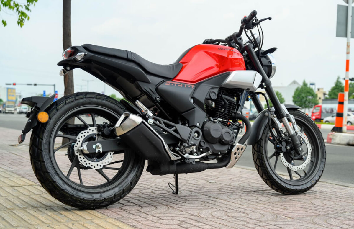 cbf190tr-12-pneu-1200x776.jpg