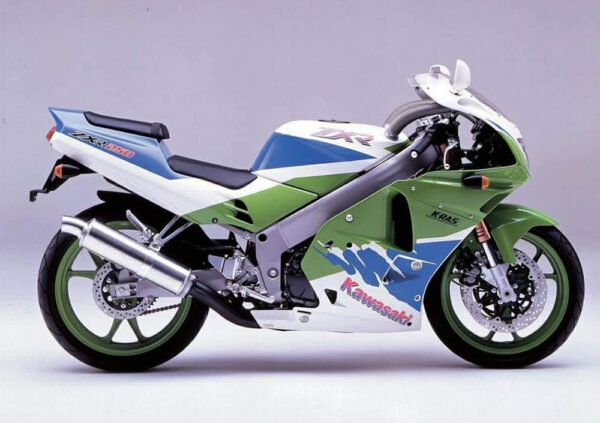 Nova Ninja ZX-25R 4 Cilindros Cairia Bem No Brasil? | Motorede