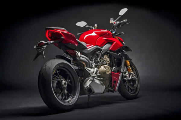 Ducati Streetfighter V4 S 6