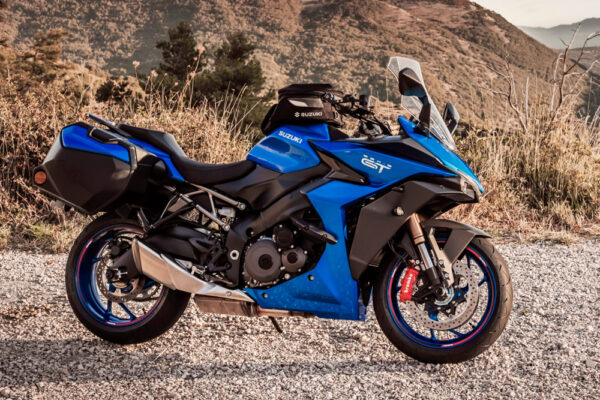 Suzuki GSX S1000 GT 1