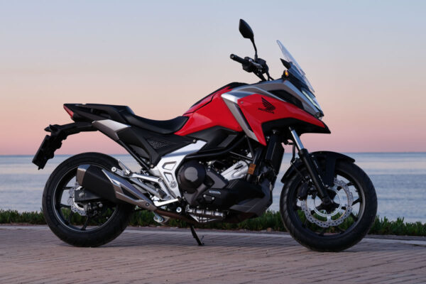 NC 750X DCT Brasil 08