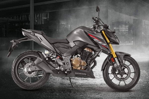 Honda CB 300F 2022 3