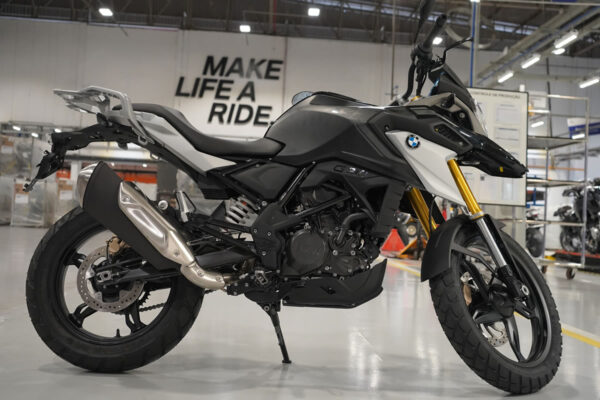 FABRICA-DA-BMW-MANAUS-02
