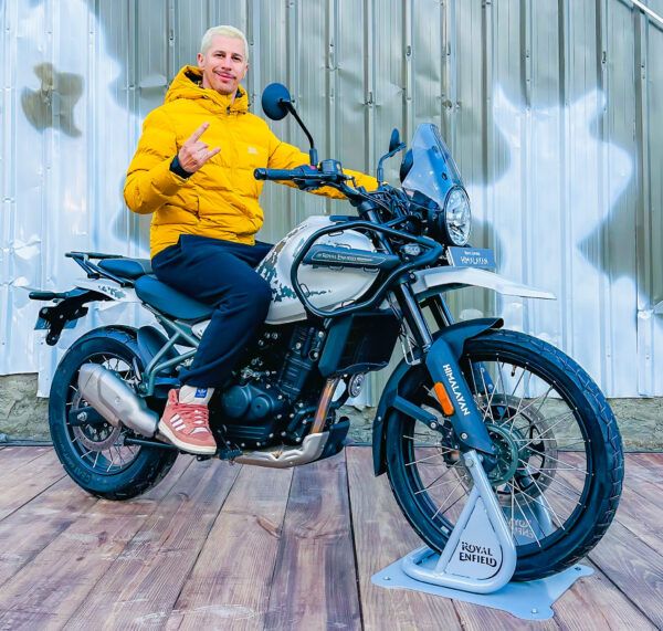 Nova Himalayan 450 oficial