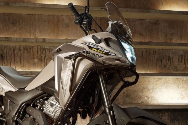 Nova XRE 300 Sahara no Brasil